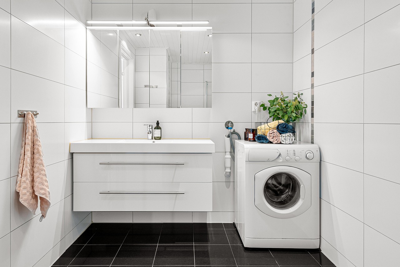 Bright, spacious modern bathroom with contemporary design elements